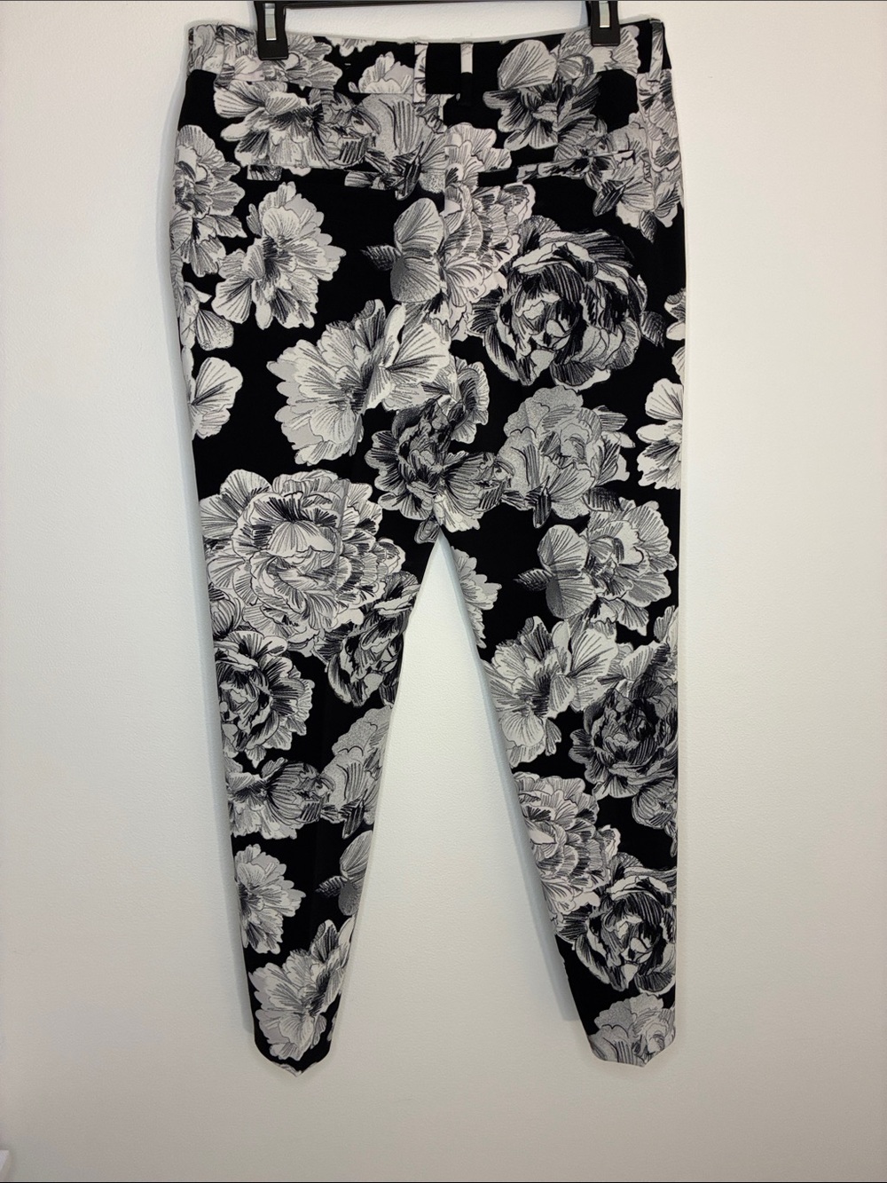 Chico's Black Label Black & White Palm Leaf Skirt
